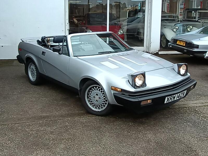 TRIUMPH TR7