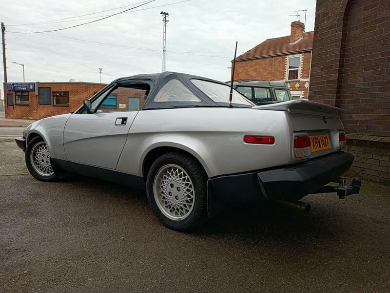 TRIUMPH TR7