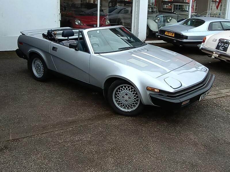 TRIUMPH TR7