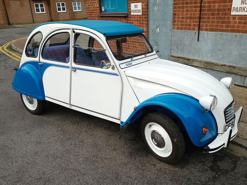 View CITROEN 2 CV -