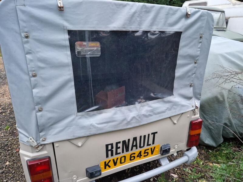 View RENAULT 4   Pick Up