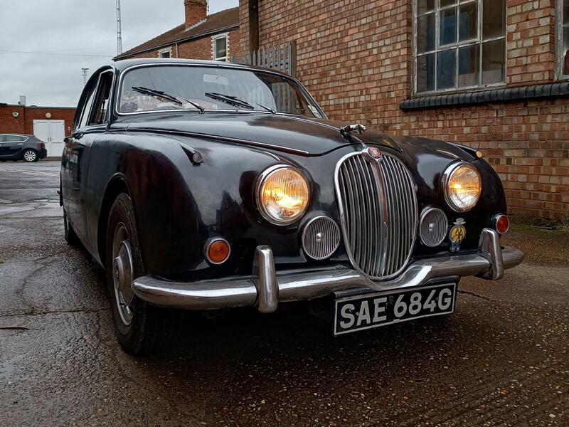 View JAGUAR MARK II 2.4 / 240