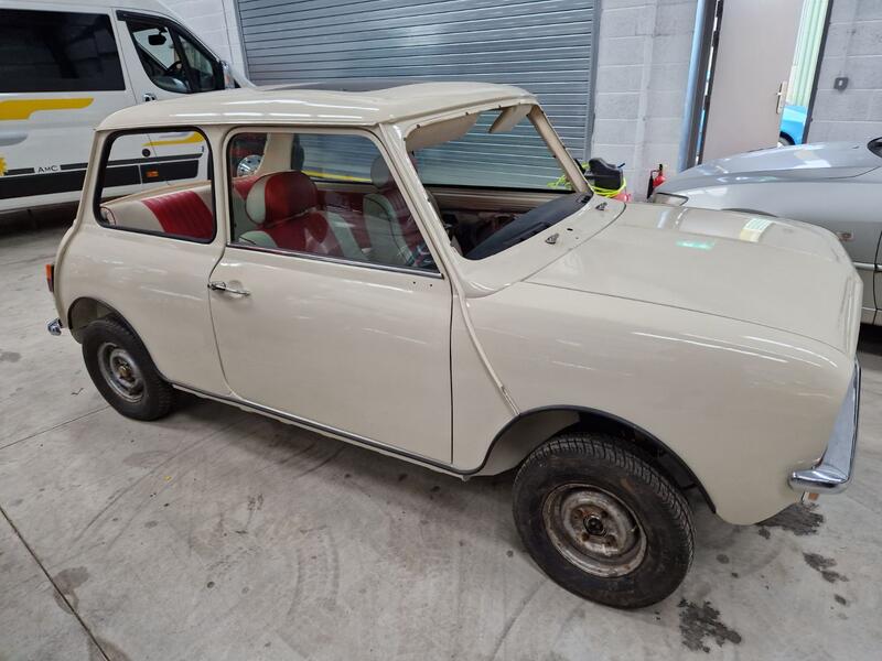 LEYLAND MINI