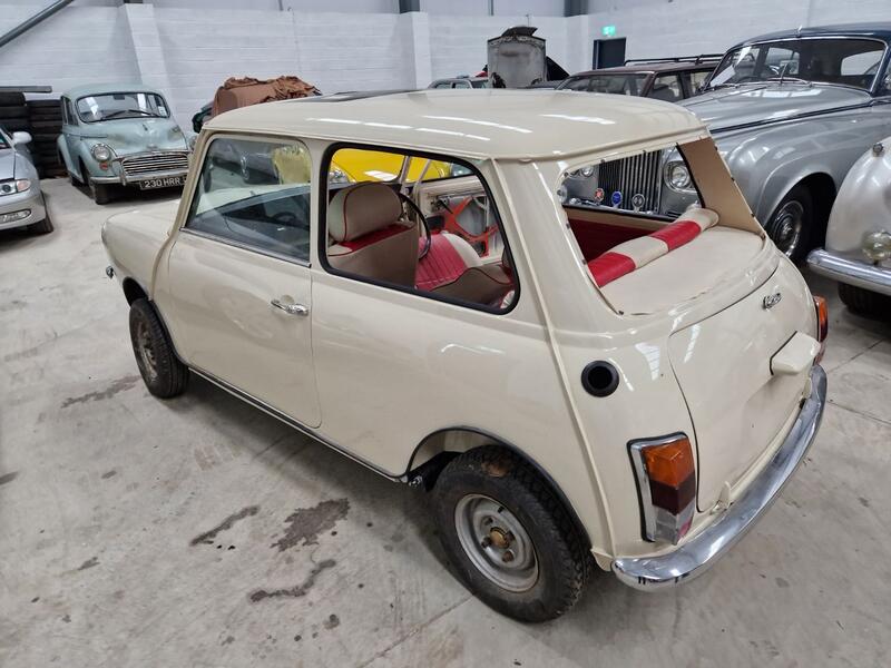 LEYLAND MINI