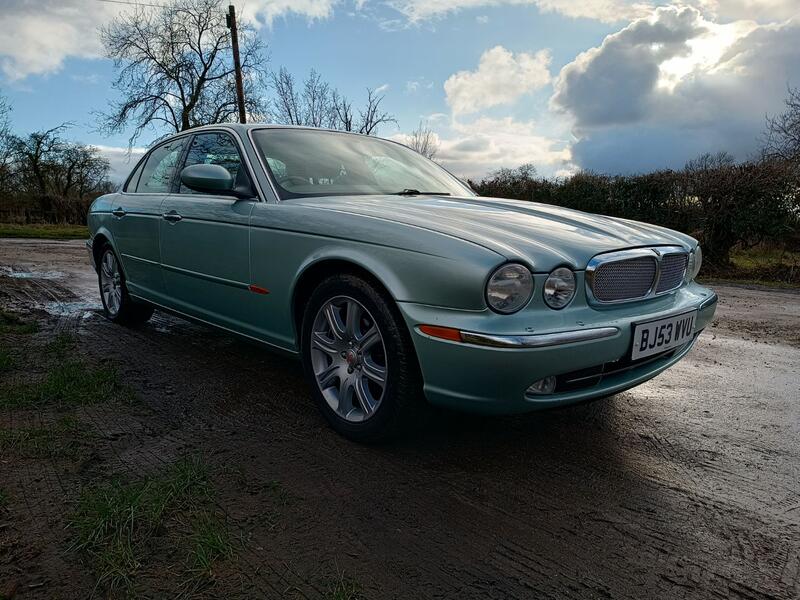 JAGUAR XJ