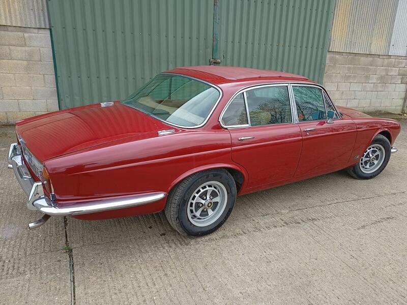 JAGUAR XJ6