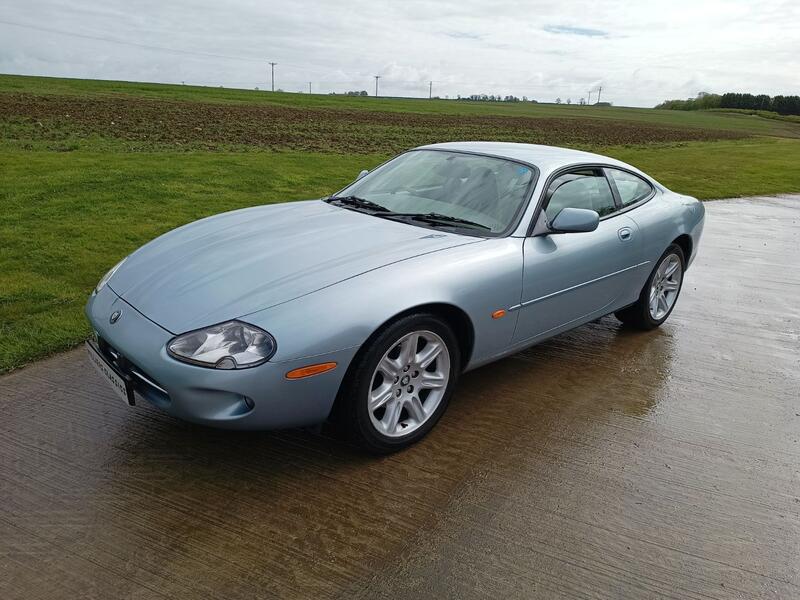 JAGUAR XK8