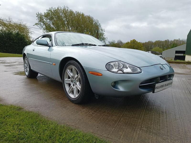 JAGUAR XK8