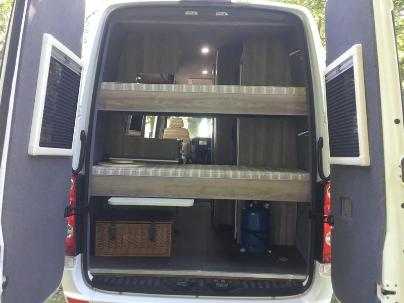 VOLKSWAGEN CRAFTER