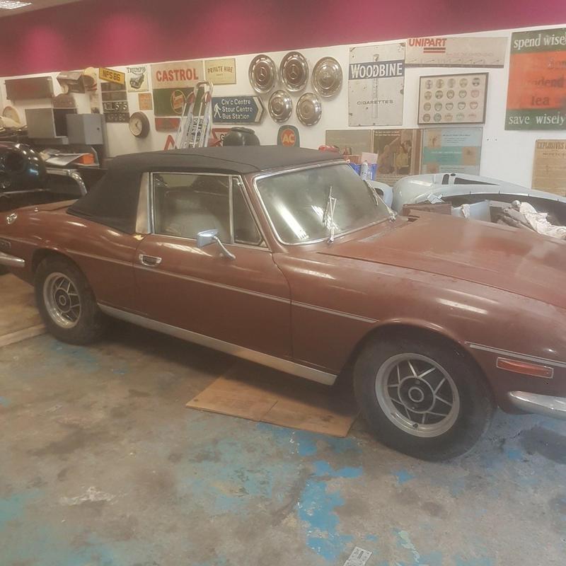 View TRIUMPH STAG -