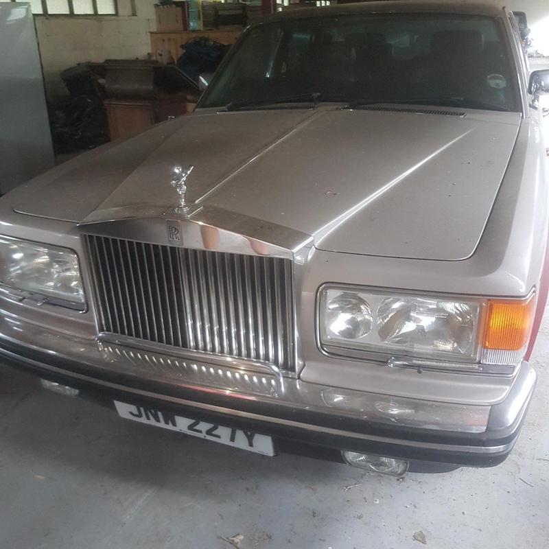 ROLLS-ROYCE SILVER SPIRIT