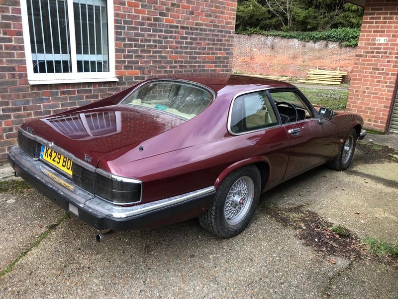 View JAGUAR XJS V12