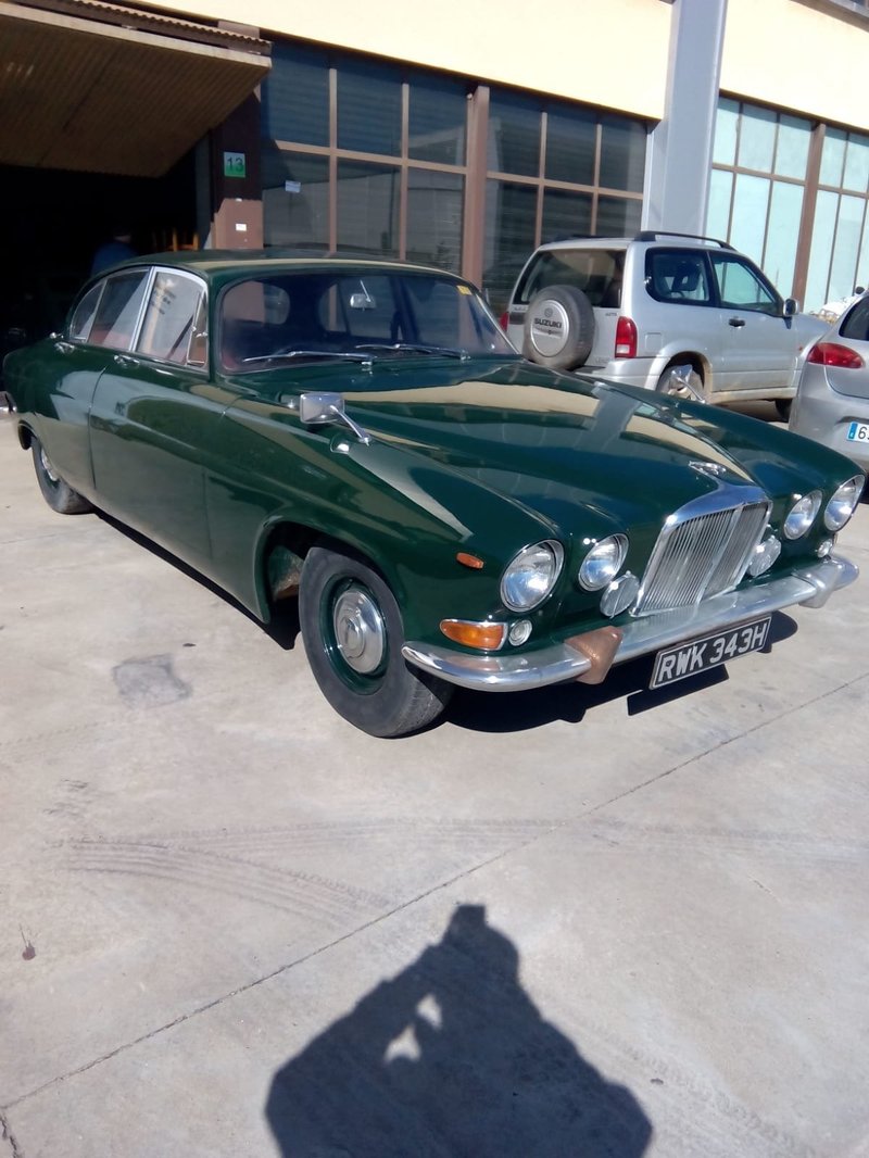 JAGUAR 420