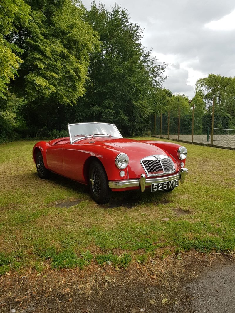 MG MGA