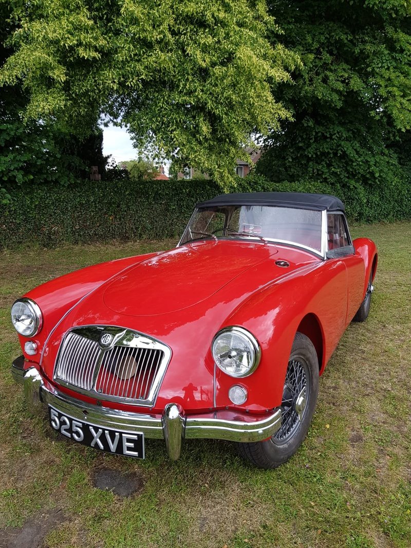 View MG MGA Roadster