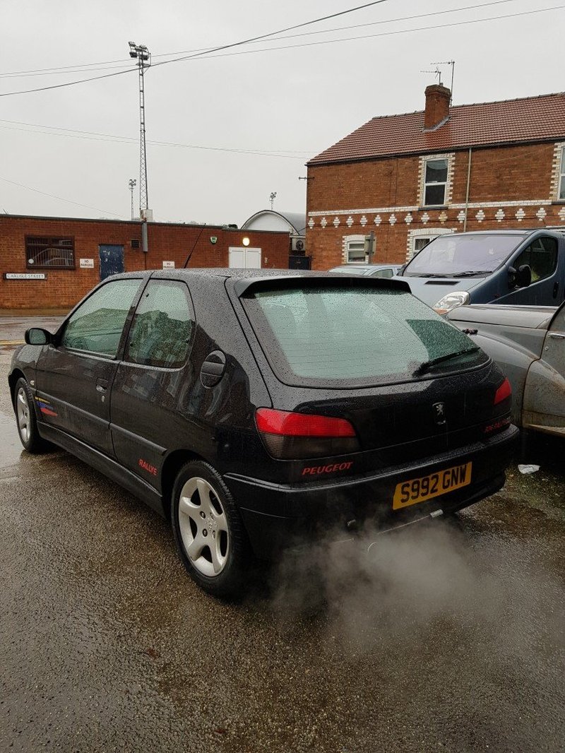 PEUGEOT 306