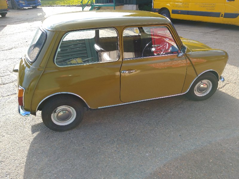 AUSTIN MINI