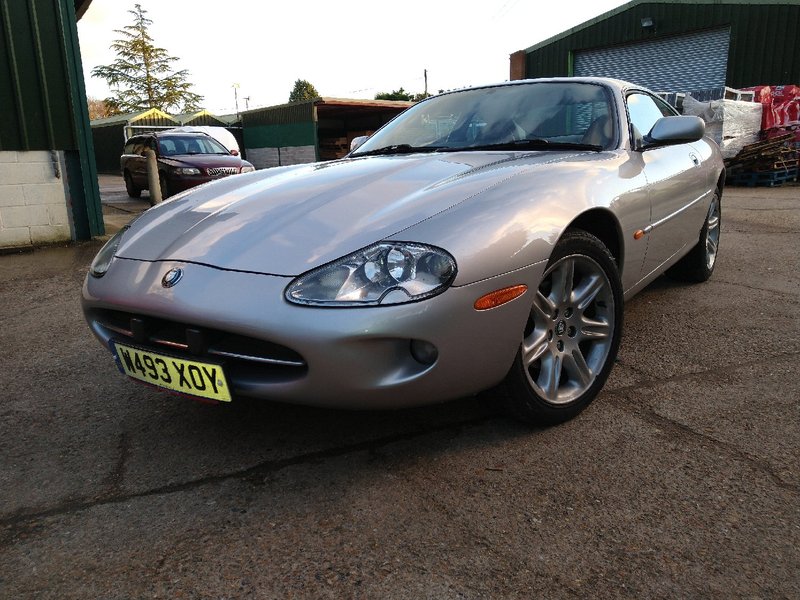 JAGUAR XK8