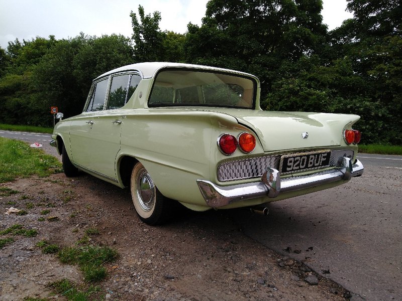 FORD CONSUL