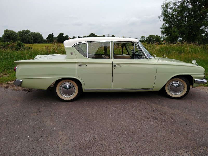 FORD CONSUL