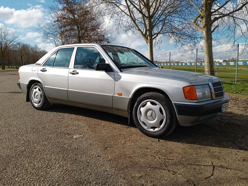 MERCEDES-BENZ 190
