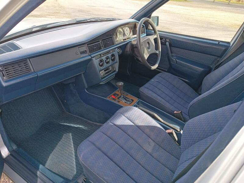 MERCEDES-BENZ 190