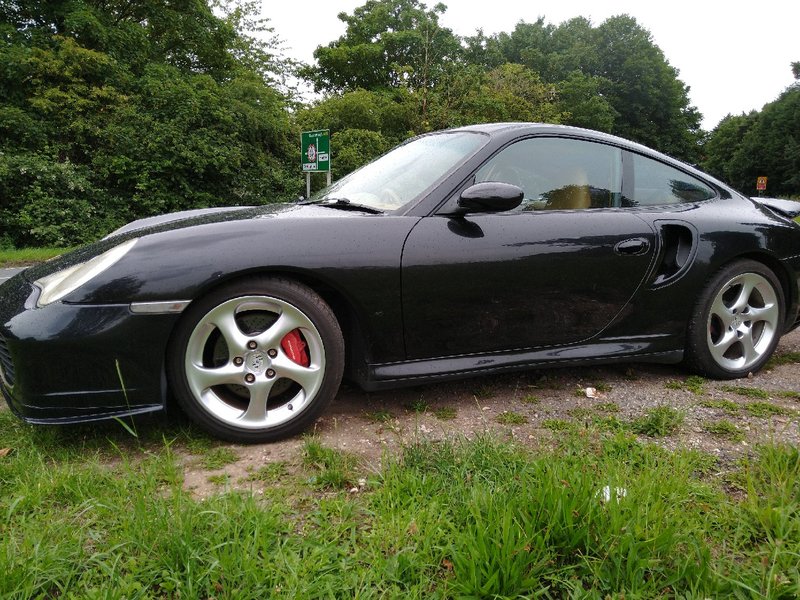 PORSCHE 911 TURBO