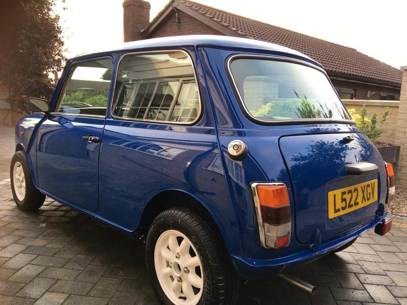 AUSTIN MINI