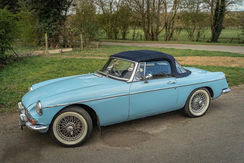 View MG MGB Roadster