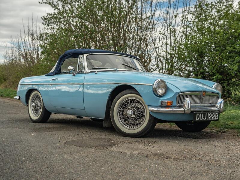 View MG MGB Roadster