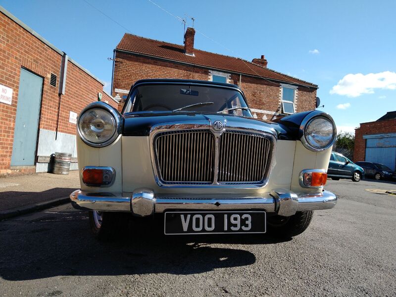 MG MAGNETTE