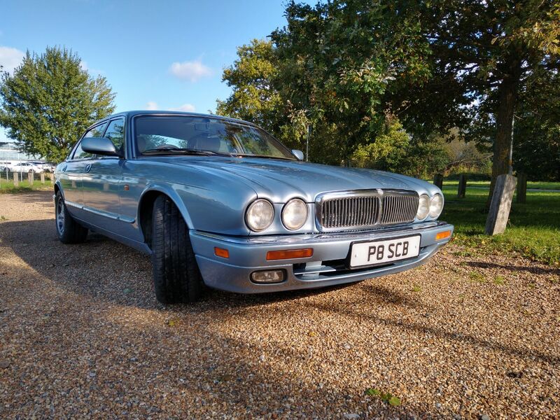 JAGUAR XJ6