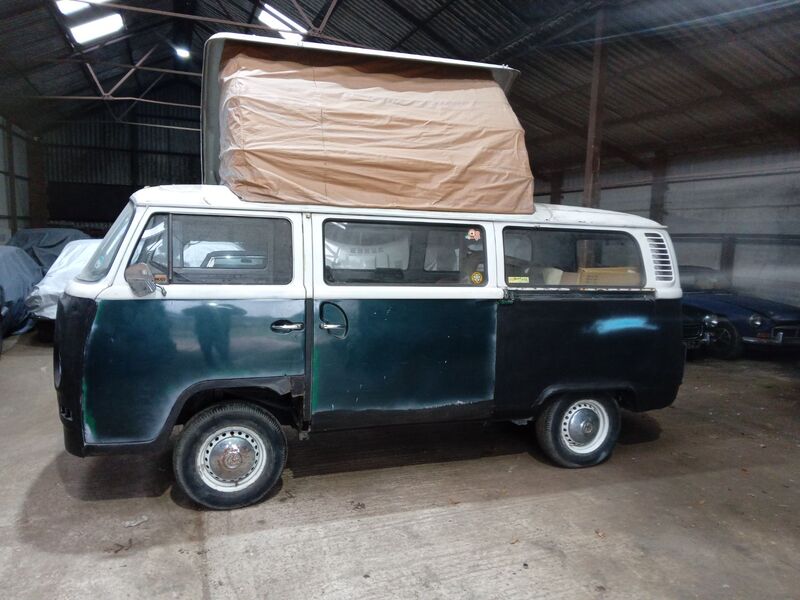 View VOLKSWAGEN T2 BAY WINDOW -