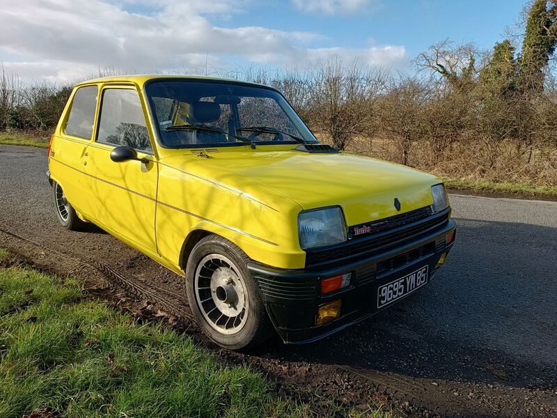 RENAULT 5