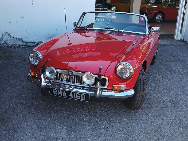 View MG MGB Roadster