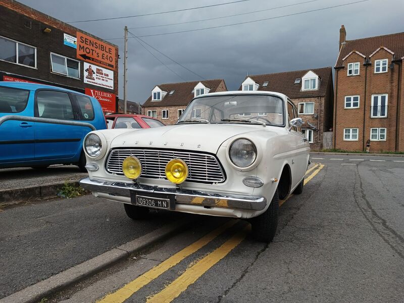 FORD TAUNUS