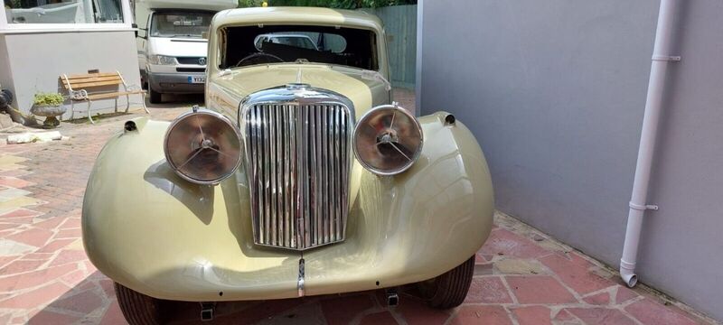 View JAGUAR MK 4     2.5 Litre saloon